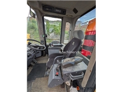 Sprzedam ładowarka kołowa Komatsu WA470-6 poprzez