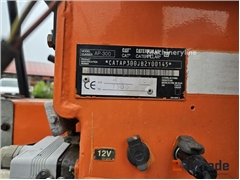 Sprzedam układarka asfaltu kołowa Caterpillar AP-3