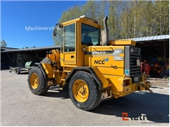 Sprzedam ładowarka kołowa Volvo L50C poprzez aukcj