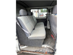 Sprzedam kombi minibus Toyota Hiace poprzez aukcję