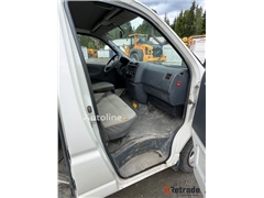 Sprzedam kombi minibus Toyota Hiace poprzez aukcję