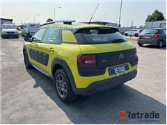 Sprzedam crossover Citroen Cactus C4 poprzez aukcj