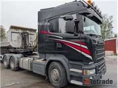 Scania R520LA6X4HNB