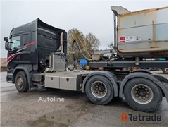 Scania R520LA6X4HNB