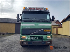 Sprzedam wywrotka Volvo FH 12 poprzez aukcję