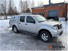 Sprzedam pick-up Nissan Navara poprzez aukcję