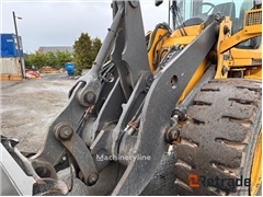 Sprzedam ładowarka kołowa Volvo L90F poprzez aukcj