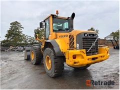 Sprzedam ładowarka kołowa Volvo L90F poprzez aukcj