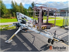 Sprzedam podnośnik teleskopowy Dino 150T-1 poprzez