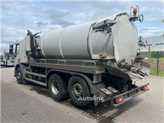 Samochód asenizacyjny Volvo FE 340