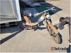 Sprzedam motorower Monark poprzez aukcję