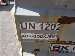 Sprzedam zbiornik na paliwo Dieseltank 1000L 1 stk