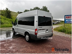 Sprzedam bus pasażerski Ford TRANSIT KOMBI HC FWD