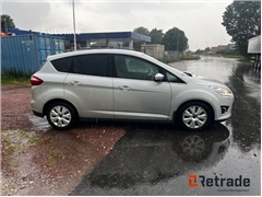 Sprzedam hatchback Ford C-MAX VAN poprzez aukcję