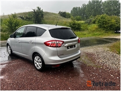 Sprzedam hatchback Ford C-MAX VAN poprzez aukcję