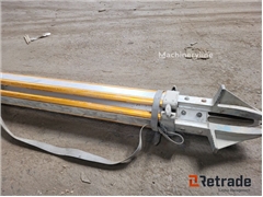 Sprzedam niwelator Topcon AT-G4 poprzez aukcję
