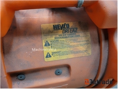 Sprzedam polerkę Makita 9227CB poprzez aukcję