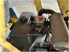 Sprzedam mini walec drogowy BOMAG BW90 ADL poprzez