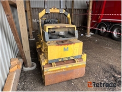 Sprzedam mini walec drogowy BOMAG BW90 ADL poprzez