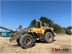 Sprzedam ładowarka kołowa Volvo L180E poprzez aukc