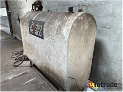 Sprzedam zbiornik na paliwo Olietank 1800 liter 18