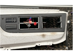 Schowek na rękawiczki Mercedes-Benz AROCS MP4 L St