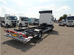 Mercedes Atego Ciężarówka do przewozu kontenerów Mercedes-Benz Atego 1218 + EURO 6 + 5 PERS + BDF + LIFT