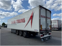 Schmitz Cargobull 3 AS COOLTRAILER, CARRIER VECTOR 1350, DAMAGE ON F