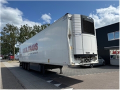 Schmitz Cargobull 3 AS COOLTRAILER, CARRIER VECTOR 1350, DAMAGE ON F