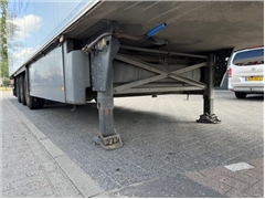 Schmitz Cargobull 3 AS COOLTRAILER, CARRIER VECTOR 1350, DAMAGE ON F