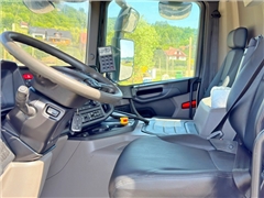 SCANIA P 450   BETONOMIESZARKA / 8x4  STAN BDB