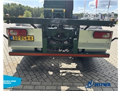 DAF XF 460 8x2 20ft container systeem