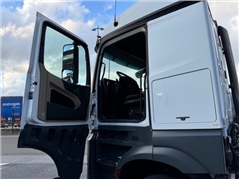 Mercedes AROCS