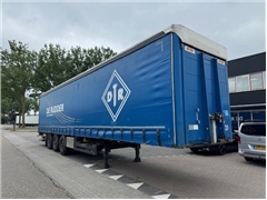 A&D 3 AS SCHUIFZEILEN TRAILER,LAADKLEP