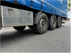 A&D 3 AS SCHUIFZEILEN TRAILER,LAADKLEP