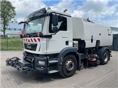 Zamiatarka MAN 18.250 4x2 TGM Bucher Cityfant 6000