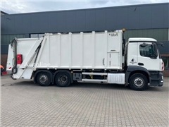 Śmieciarka Mercedes-Benz Antos 2533