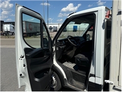 Iveco DAILY  35S13, VRIESWAGEN -40 GR, 10 DEUREN