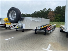 MAX Trailer 4 osiowe semi