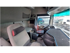 RENAULT MAGNUM 480 520 DXI VEGA KABINA KPL SALONKA