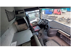 RENAULT MAGNUM 480 520 DXI VEGA KABINA KPL SALONKA