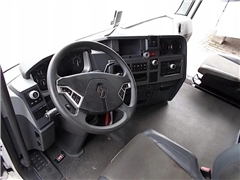 RENAULT GAMA T RANGE KOKPIT PRZEKŁADKA Z ANGLIKA