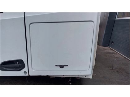MERCEDES ACTROS MP4 EURO 6 KLAPA DRZWICZKI SCHOWKA