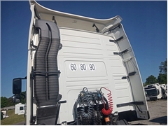 VOLVO FM4 XL WYSOKA / KABINA EURO 6 KOMPLETNA / 20