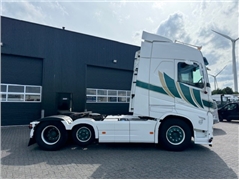 Volvo FH 500 2021 6X2, IPARCOOL, FULL AIR, LEATHER SEATS, LIKE NEW!