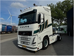 Volvo FH 500 TURBO COMPOUND 2021, 6X2, IPARCOOL, FULL AIR, DYNAMIC STEERING, LEATHER SEATS, LIKE NEW!