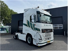 Volvo FH 500 2021 6X2, IPARCOOL, FULL AIR, LEATHER SEATS, LIKE NEW!