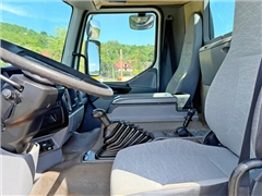 RENAULT KERAX 320 CDI  LAWETA 7,35m + HIAB 140 A