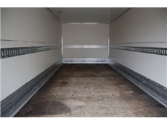 Iveco Eurocargo 4X2 Kasse-lift
