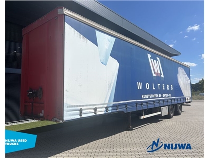 Pacton LXD 230 Schuifzeil + Achterdeuren